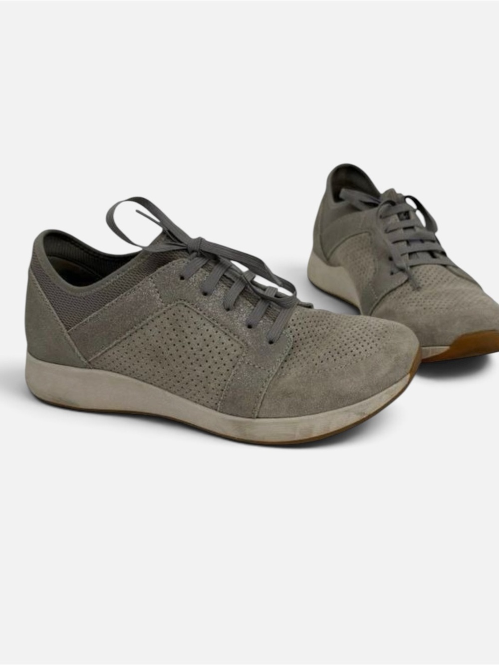 Dansko Cozette‎ Sneakers Light Gray Suede Lace Up Shoes Women’s Size 37 US 6.5-7